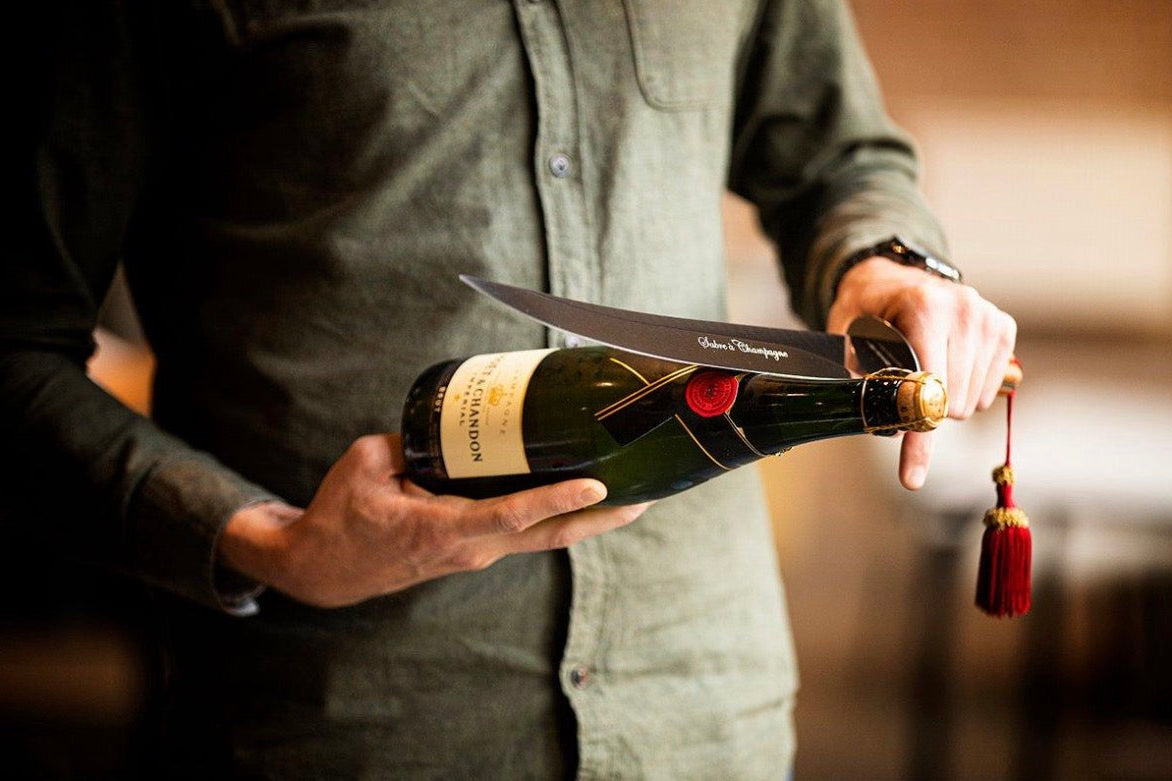 26.04.26 - Sabrierkurs - Die Kunst des Öffnens mit Stil | Vino Vista Hilden