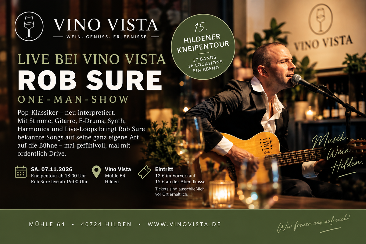 Musiker mit Gitarre am Mikrofon – Ankündigung der 15. Hildener Kneipentour am 07.11.2026 bei Vino Vista, Mühle 64 Hilden (KI-generiert)