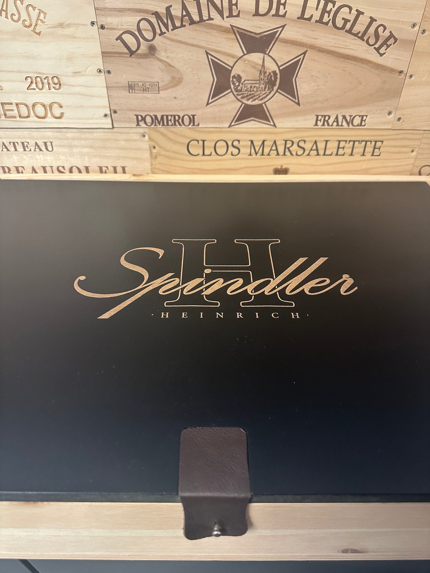 400 Jahre Weingut Spindler – Jubiläumskiste Nr. 186/200 OHK